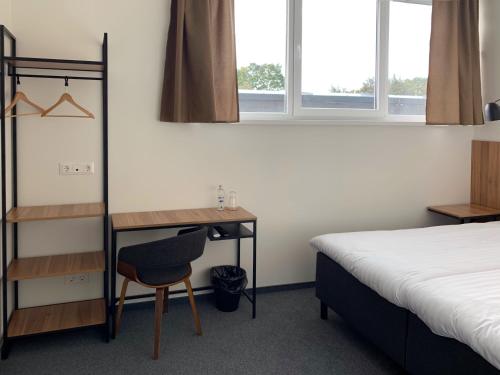 Una cama o camas en una habitación de Muontis