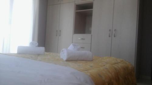Postel nebo postele na pokoji v ubytování Voula home -IOANNINA-NEOKESARIA