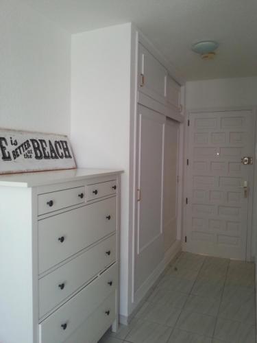 Lovely Studio Los Cristianos WIFI, Cable TV, Pool