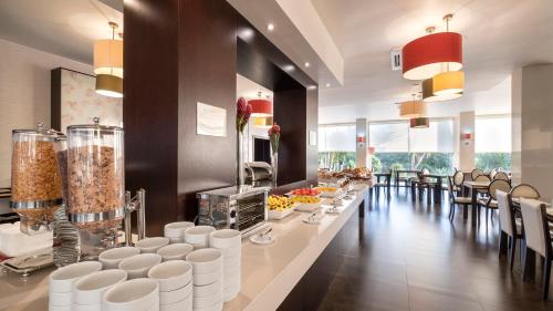 Mad på lejlighedshotellet eller i nærheden