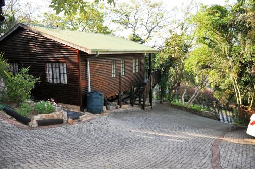 Viewpoint Lodge & Safari Toursにある庭