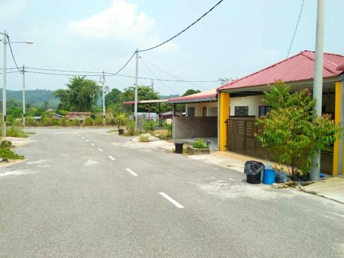 Che Ani Homestay Bandar Utama Gua Musang غ وا موسانغ أحدث أسعار 2021