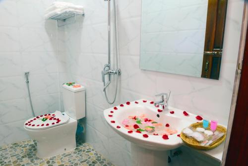 Gallery image of A Little Bit of BAGAN HOTEL in Bagan