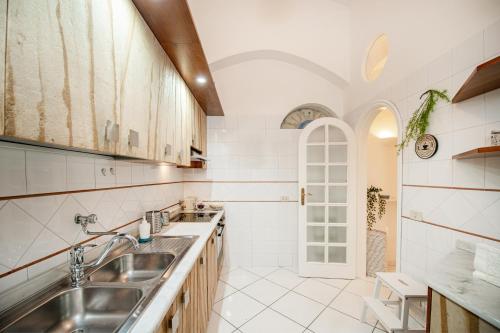 Una cocina o kitchenette en Camerelle 33 Capri