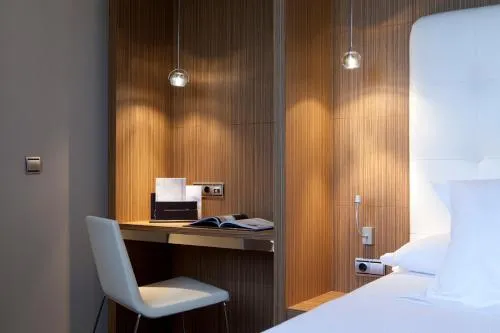 Hotel Maydrit Airport photo 13