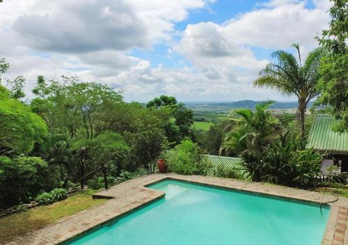 The swimming pool at or close to Impala Niezel Lodge & Guest House
