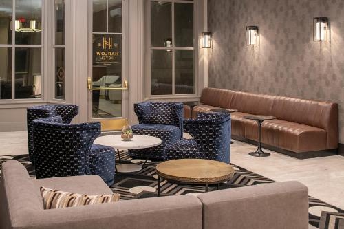 Harlow Hotel Image
