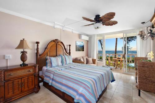 Imagen de la galería de Islander on the Beach 352 OCEANFRONT *PENTHOUSE* AC Pool, en Kapaa