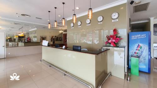 Лобби или стойка регистрации в SCC Hotel City Centre