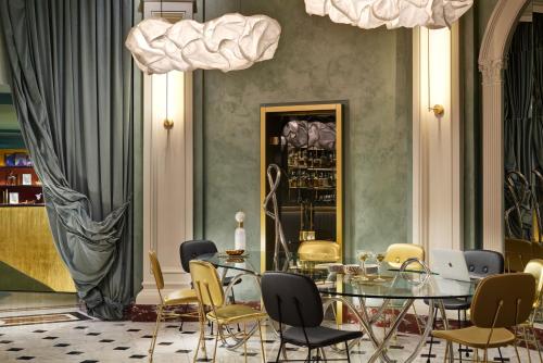 Un lugar para sentarse en Leon's Place Hotel In Rome