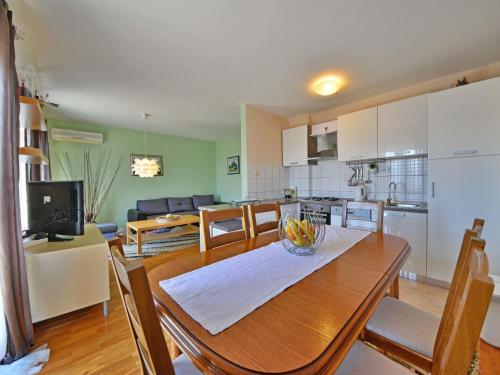 Apartment Željka-2 by Interhome