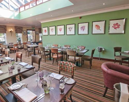 Restoran atau tempat lain untuk makan di Wentbridge House Hotel