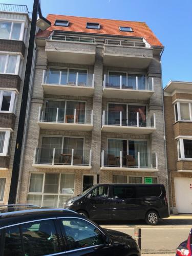 El edificio en el que está el departamento