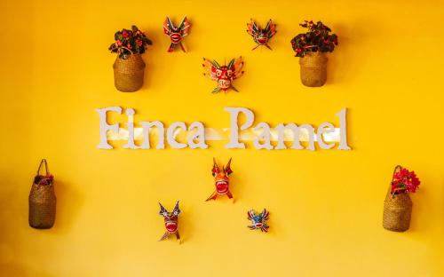 Certifikát, hodnocení, plakát nebo jiný dokument vystavený v ubytování Finca Pamel