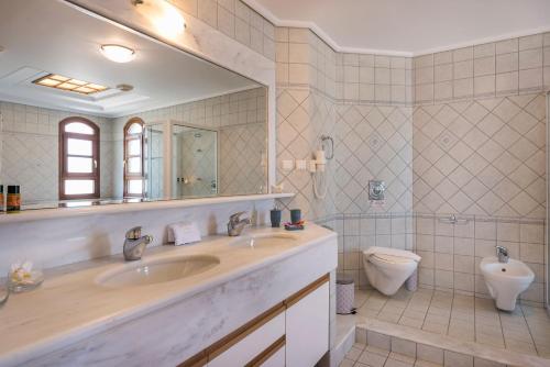 Bilik mandi di Iason Villas – Chania, Crete