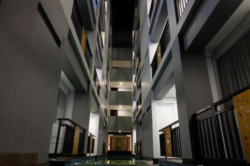 Бассейн в Wirton Seminyak или поблизости