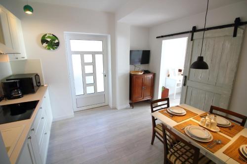 Tramontana apartment - Cozy and charming close to sea
