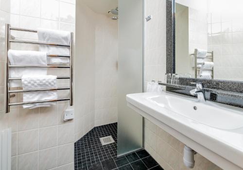 Un baño de Best Western Hotel 23