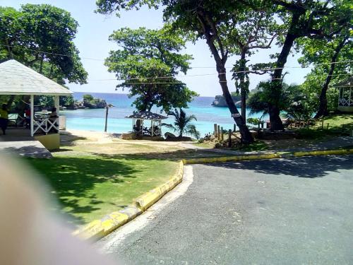 Gallery image of Porty Hostel in Port Antonio