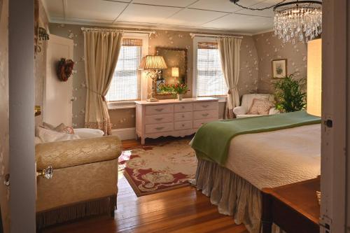 Hilltop House Bed & Breakfast – Photos 3