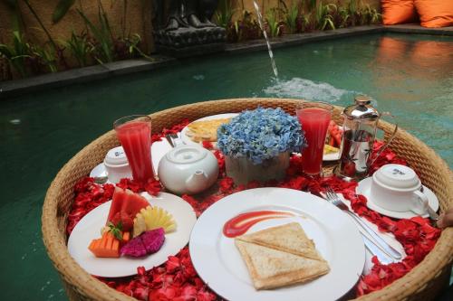 Mad i villaen eller i nærheden