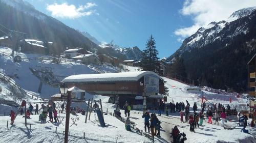 Appartement Valfréjus 5 personnes au pied des pistes en invierno