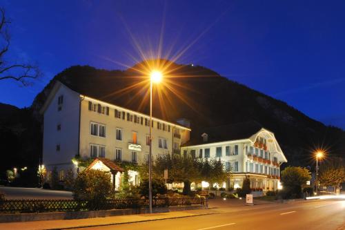Nespecifikovaný výhled na hory nebo výhled na hory při pohledu z hotelu