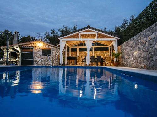 Gallery image of Beautiful holiday Home in Mali I with Pool in Mali Iž