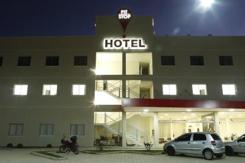 Bangunan di mana terletaknya hotel