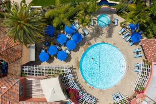 an overhead view of a pool at a resort at Westlake Village Inn in Westlake Village