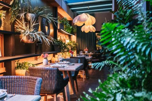 バルセロ オビエド セルバンテスにあるレストランまたは飲食店