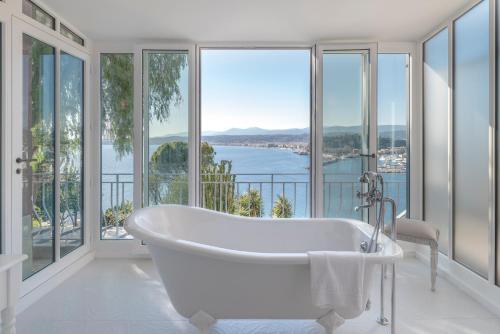 Chateau des Anglais - Five Stars Holiday House