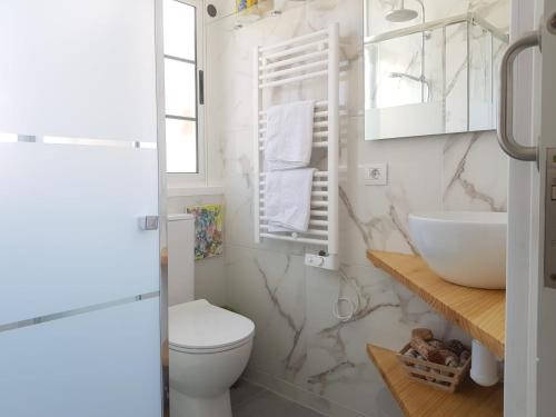 A bathroom at Apto/Suite Santa Cruz Tenerife