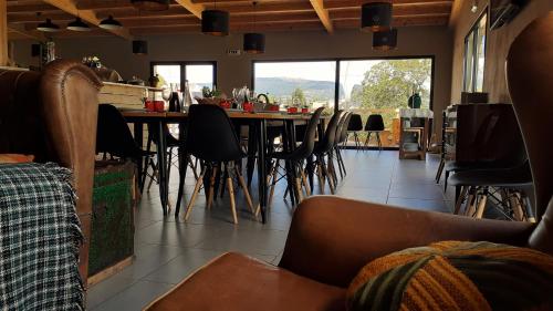 Restaurace v ubytování Glamping Hills