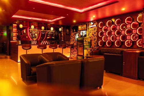 Posezení v ubytování Hotel JSR Continental