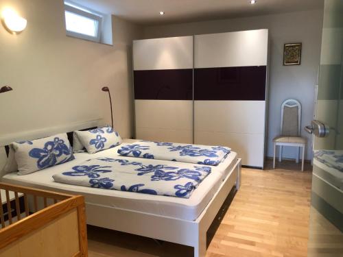 Cama o camas de una habitación en Idyllisches Wohnen Weinberg
