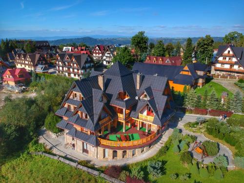 an aerial view of a large house at Holiday Home Krzysztoforow in Zakopane