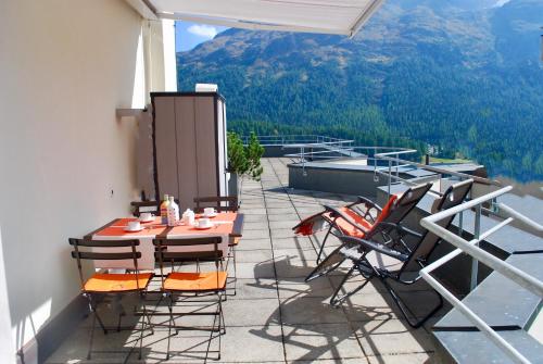 Gallery image of CENTRAL PENTHOUSE GREAT LAKE VIEW in St. Moritz