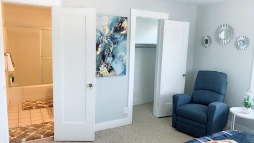 Afbeelding uit fotogalerij van Pasadena Room with private bathroom in Pasadena