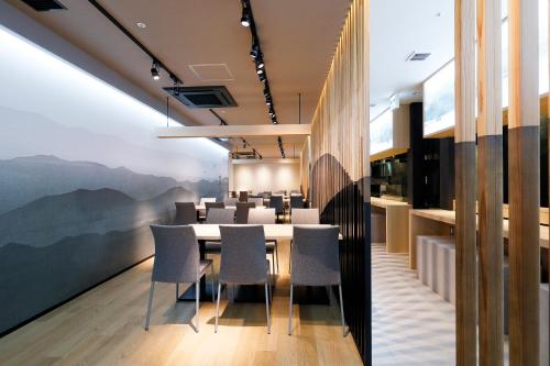 Restaurace v ubytování Daiwa Roynet Hotel KANAZAWA-MIYABI