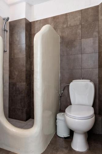 Ένα μπάνιο στο Stratos Apartments & Studios 