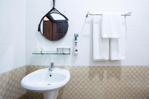Koupelna v ubytování Nem's House Hội An
