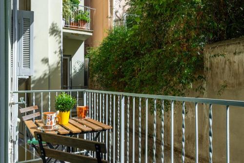 Imagen de la galería de Apartment at the foothills of Acropolis, en Atenas