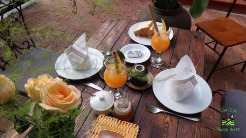 Mad i den private indkvartering eller i nærheden