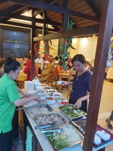 Gæster der bor på Lotus Garden Muine Resort & Spa