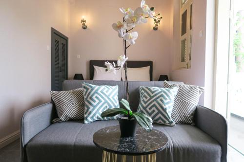 Deluxe Studio & Suite by RR