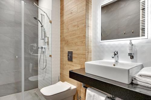 Ένα μπάνιο στο HOTEL NUMBER ONE BY GRANO Gdańsk - GRANO LIFE Gdańsk