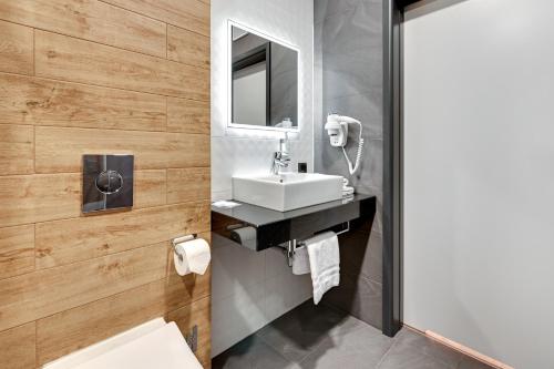 Ένα μπάνιο στο HOTEL NUMBER ONE BY GRANO Gdańsk - GRANO LIFE Gdańsk