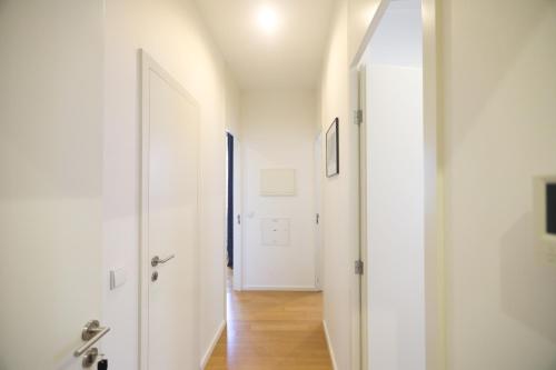 ギマランイスにあるTM Guest Houseのギャラリーの写真