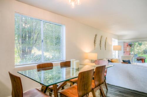 Gallery image of Moon River Suites #4 in North Bend